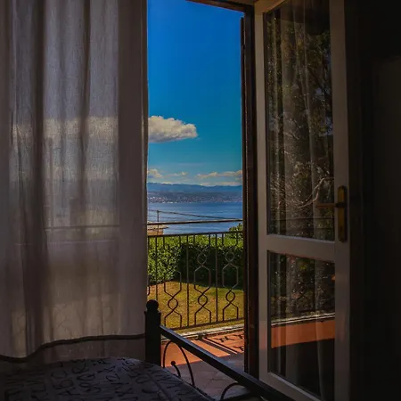 Sablic - Opatija-ika, With Stunning View On Sea With A Beautiful Pool And Five Minutes Walk To Sea Apartment *