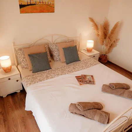 Apartment Sablic - Opatija-ika, With Stunning View On Sea With A Beautiful Pool And Five Minutes Walk To Sea Ika