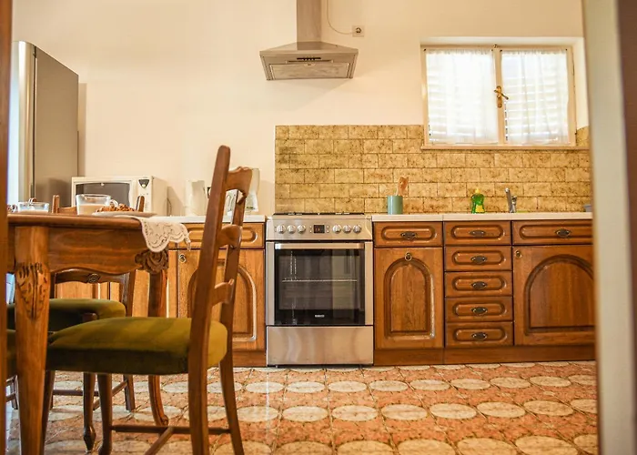 Sablic Apartman *